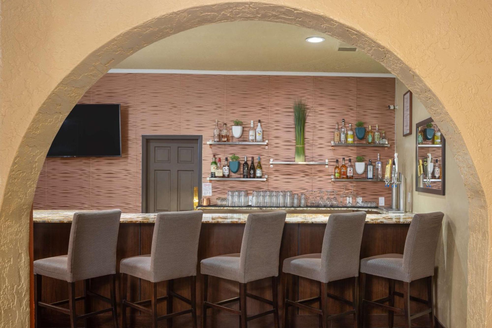 Doubletree Suites By Hilton Tucson-Williams Center Экстерьер фото