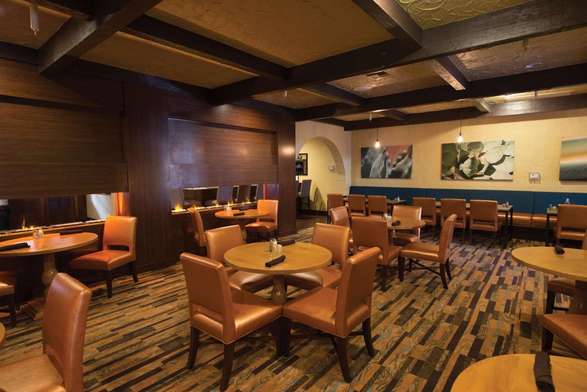 Doubletree Suites By Hilton Tucson-Williams Center Экстерьер фото